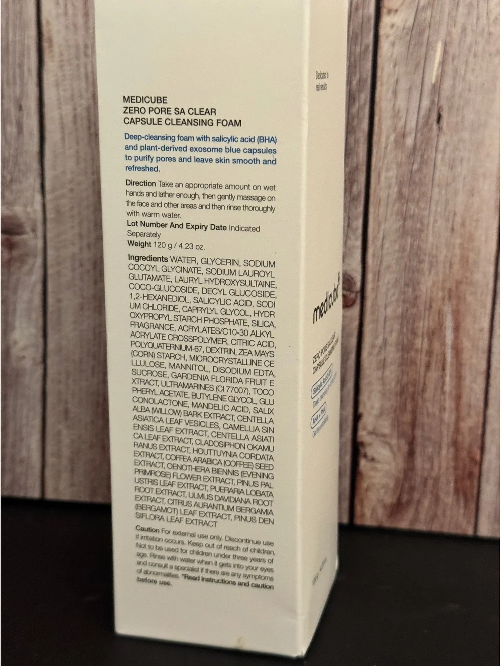 Medicube Zero Pore SA Clear Capsule Cleansing Foam